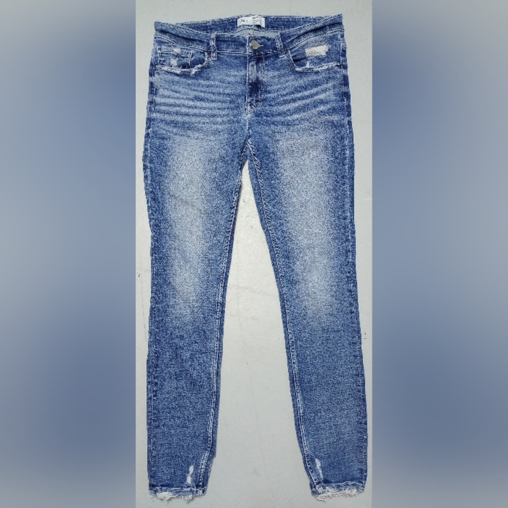 BKE Payton Mid Rise Skinny Faded Blue Jeans,Size 28×29 1/2